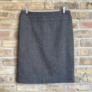 Banana Republic Grey Tweed Pencil Skirt w/Zipper